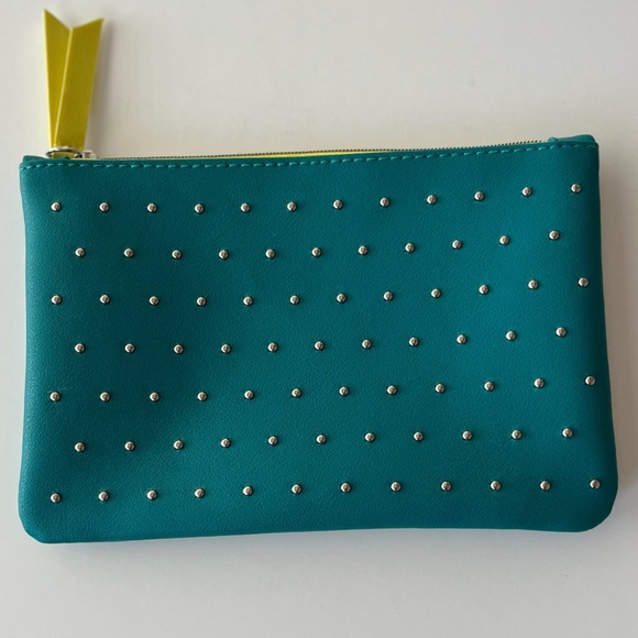 Ipsy 100th Glam Bag Makeup Bag Teal and Silver Studded - Picture 1 of 4
